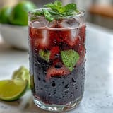Erfrischende Schwarze Johannisbeer Mojito