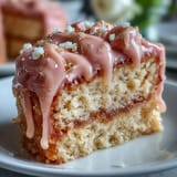 Rosé Velvet Kuchen mit Gold